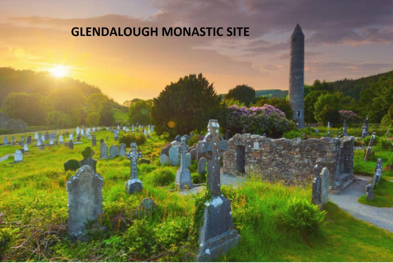 Glendalough Scenery Farmhouse Раундууд Екстериор снимка